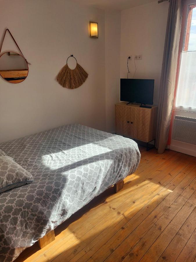 Les Belles Terrasses Dieppe ,3 Appartements , Le Vegetal De 1 A 8 Personnes , Le Tropical De 1 A 6 Personnes , Le Floral Avec Terrasse De 1 A 3 Personnes , Quartier Calme Au Stationnement Gratuit A Cote De L'Avenue Verte Экстерьер фото