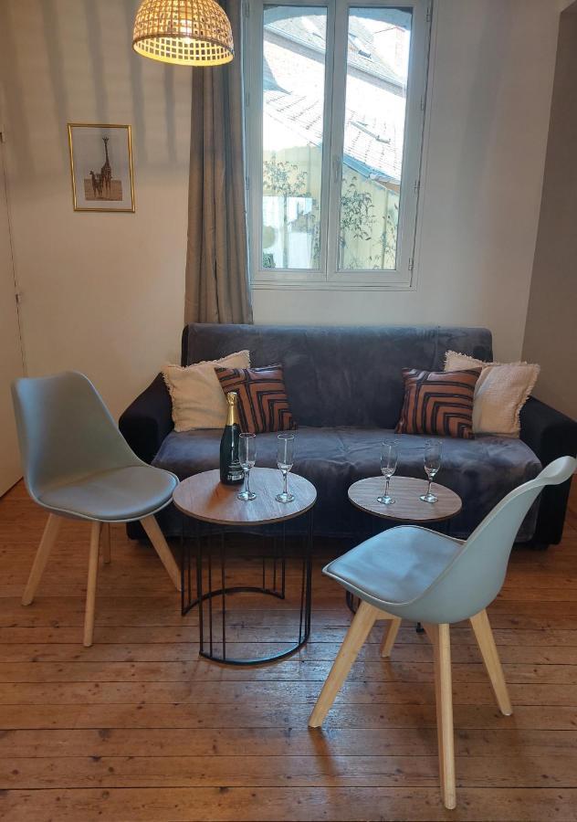Les Belles Terrasses Dieppe ,3 Appartements , Le Vegetal De 1 A 8 Personnes , Le Tropical De 1 A 6 Personnes , Le Floral Avec Terrasse De 1 A 3 Personnes , Quartier Calme Au Stationnement Gratuit A Cote De L'Avenue Verte Экстерьер фото